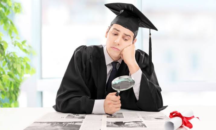 Mengapa Fresh Graduate Susah Kerja di Era AI? Ini 5 Tips Lolos Seleksi Kerja Terbaik